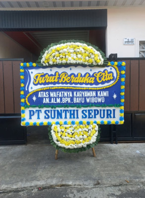 Papan Bunga Duka di Cigandamekar
